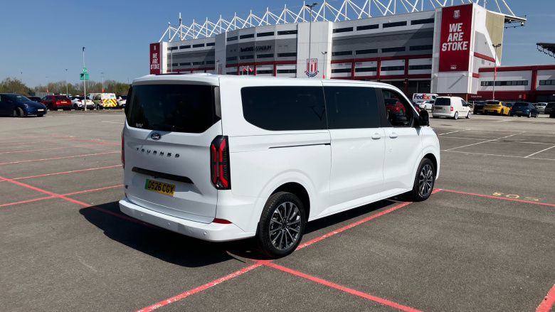 Ford Tourneo Custom 340 L2 Electric Rwd 160kW 65kWh H1 Titanium X 8 seater Auto